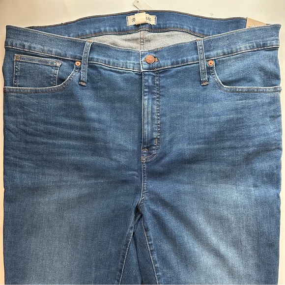 Madewell 9” Mid-Rise Skinny Jean - Picture 2 of 5